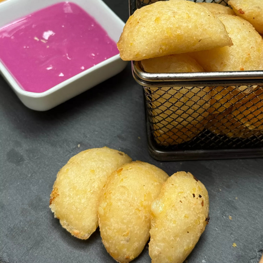 Empanada cóctel de queso - Grupo Paisanticos